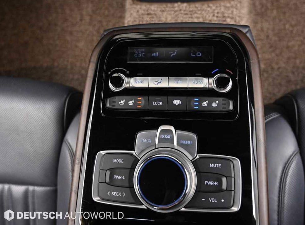 제네시스 G90 3.3 T AWD 사진 16