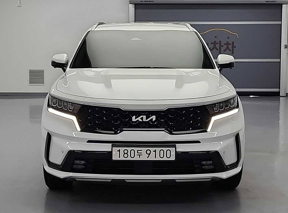 기아 쏘렌토 가솔린 2.5T 2WD 시그니처 사진 2