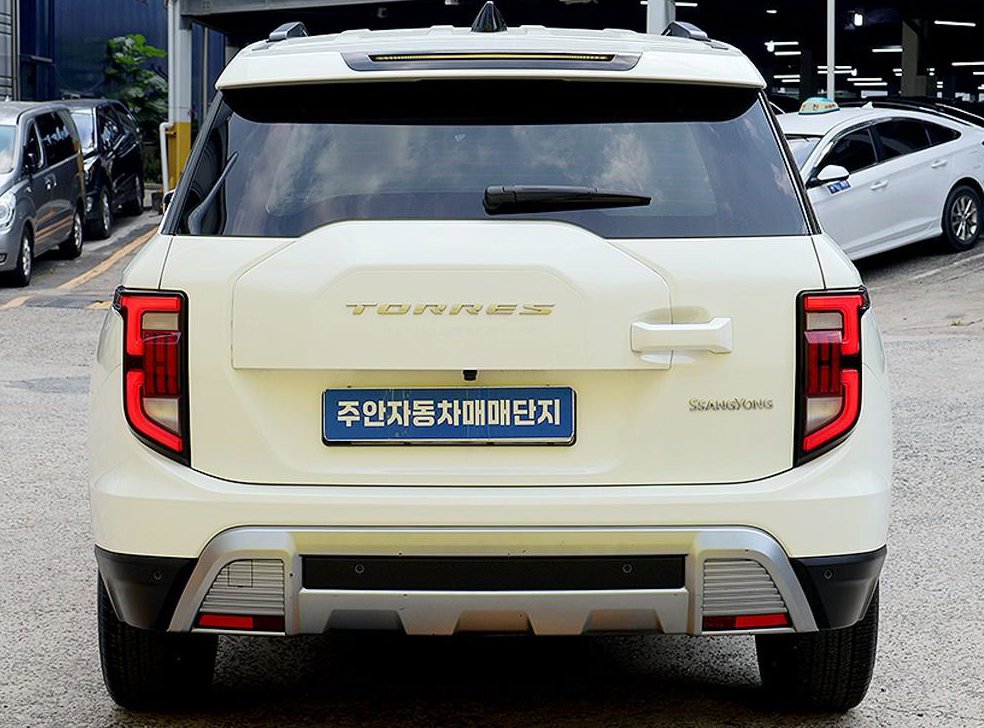 KG모빌리티(쌍용)  토레스 1.5 GDI-T 2WD 사진 3