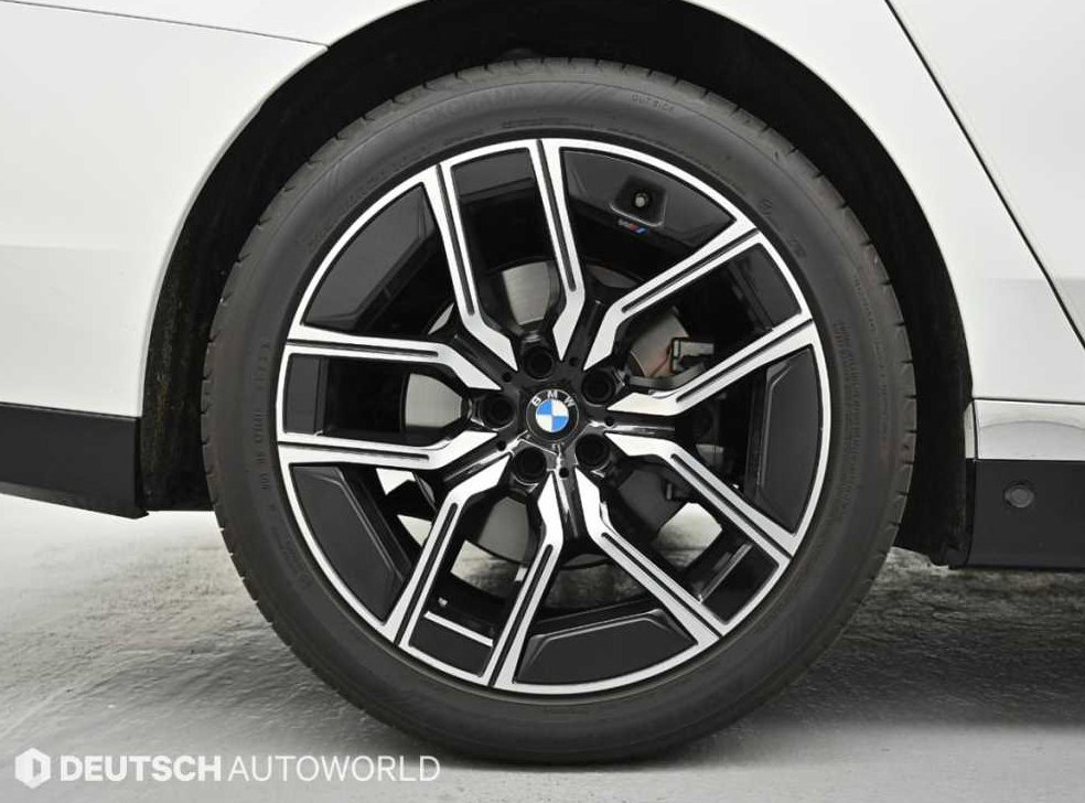 BMW 7시리즈 740d xDrive M 스포츠 사진 6