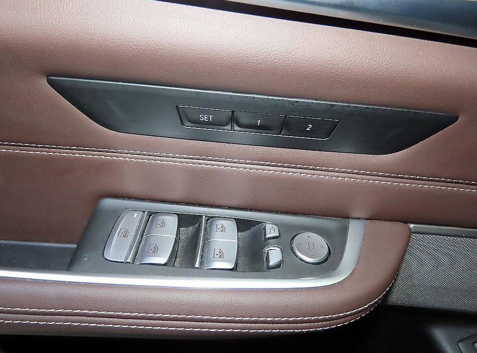 BMW iX iX 사진 13