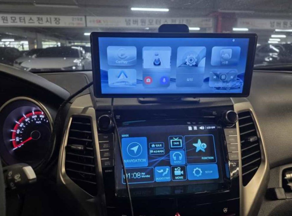 KG모빌리티(쌍용)  티볼리 가솔린 2WD 1.6 VX 사진 8