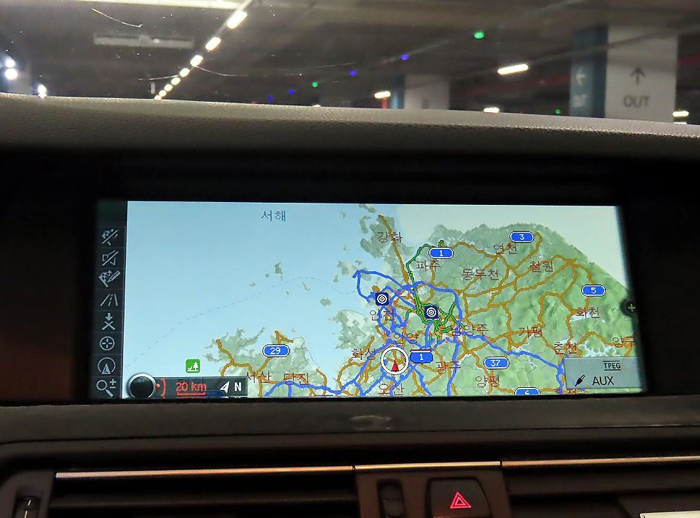 BMW 5시리즈 520d 사진 13