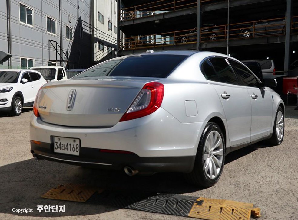 링컨 MKS 3.7 사진 4