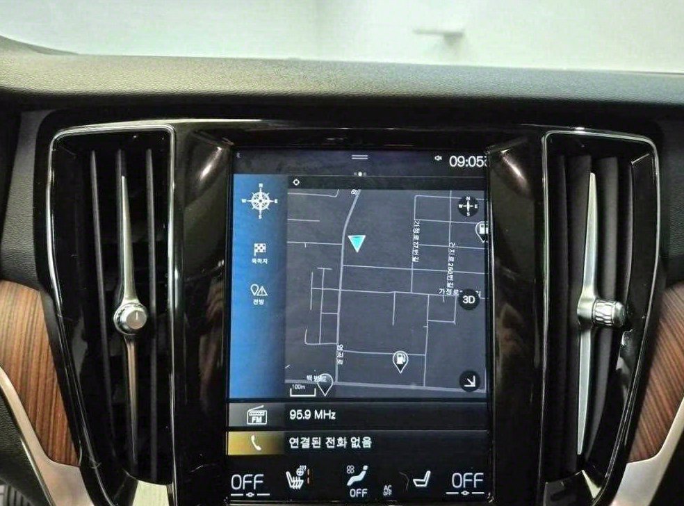 볼보 V60 2.0 T5 AWD 사진 15