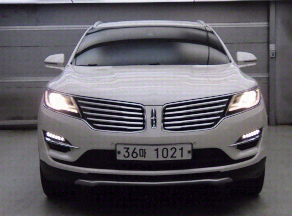 링컨 MKC 2.0 AWD 사진 2