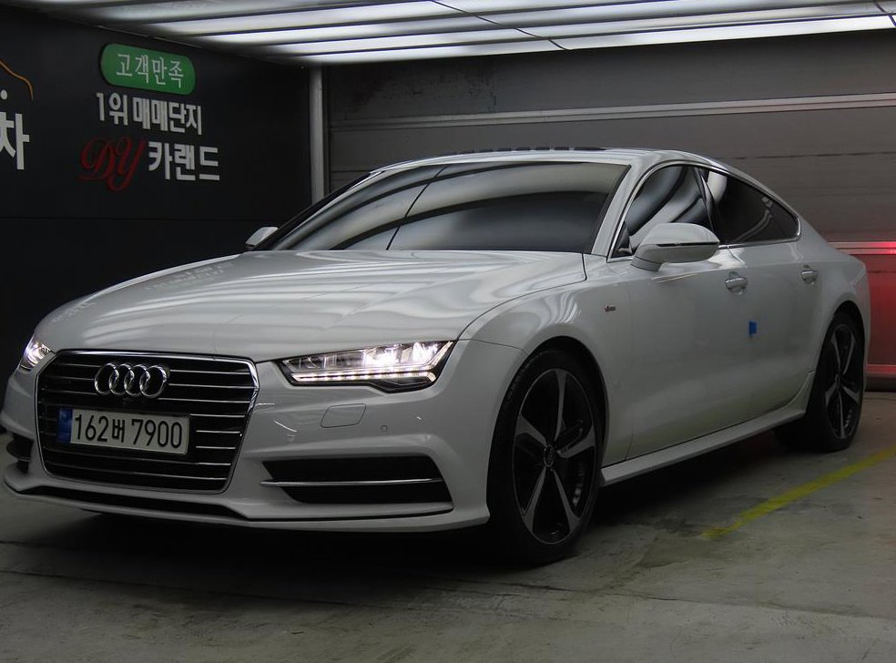 아우디 A7 40 TFSI 콰트로 스포츠