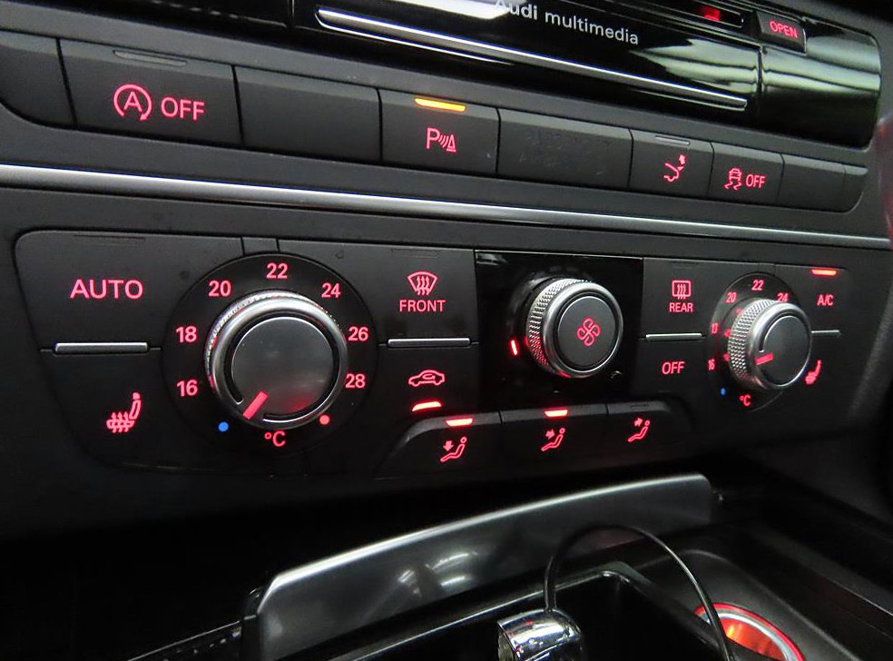 아우디 A7 40 TFSI 콰트로 스포츠 사진 14