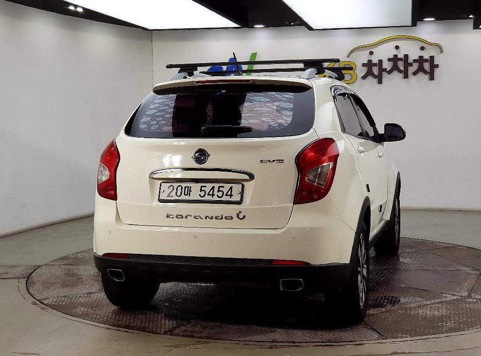 KG모빌리티(쌍용)  코란도 2WD 2.0 CVT 사진 3