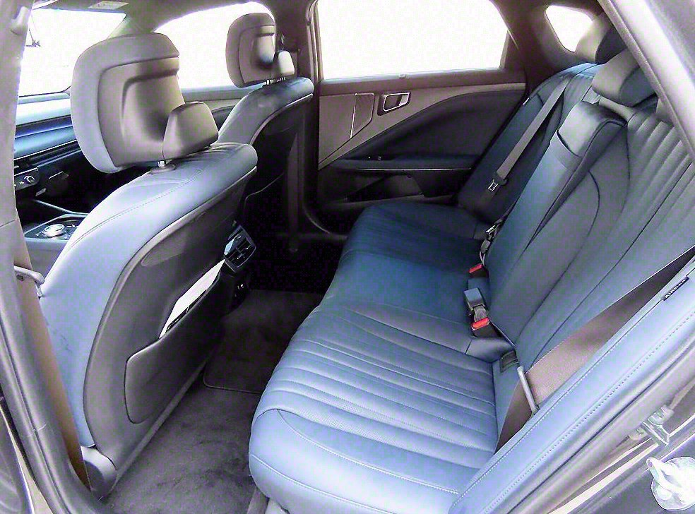 기아 K8 3.5 AWD 사진 6