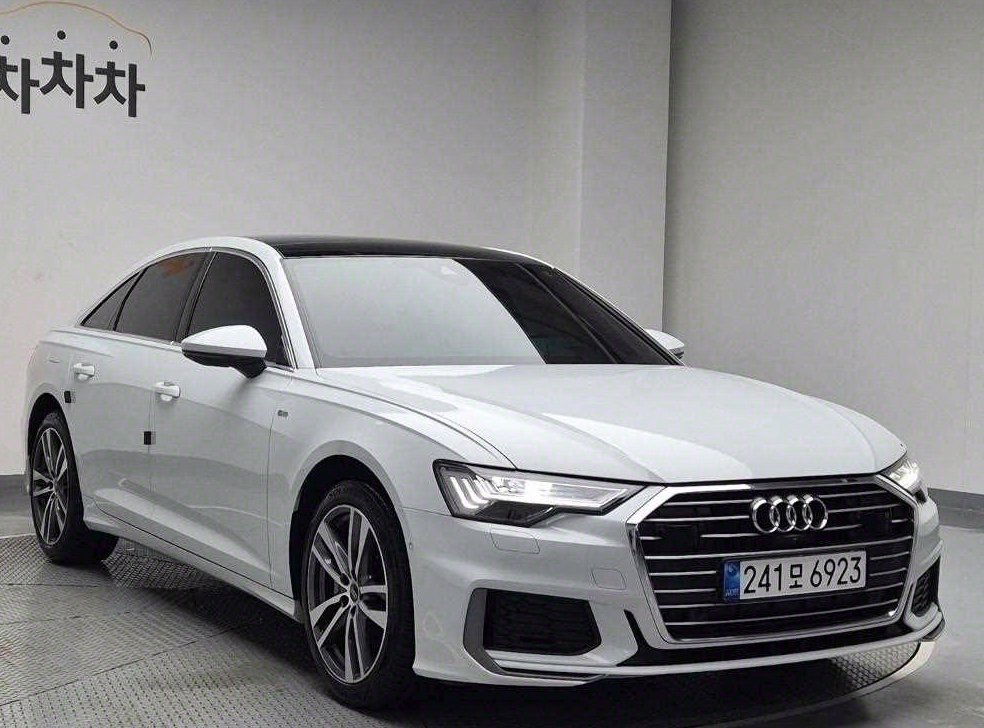 아우디 A6 45 TFSI 프리미엄 사진 4
