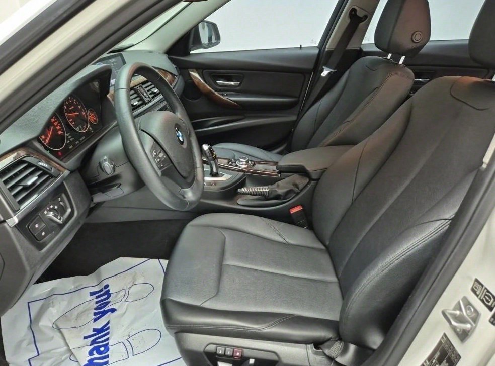 BMW 3시리즈 320i 사진 11