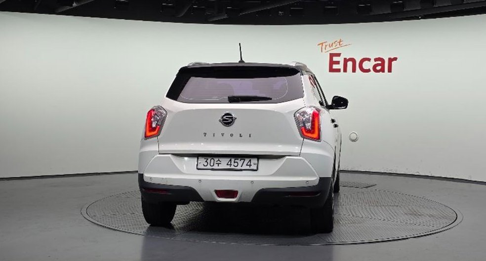 KG모빌리티(쌍용)  티볼리 가솔린 2WD 1.6 LX 사진 4