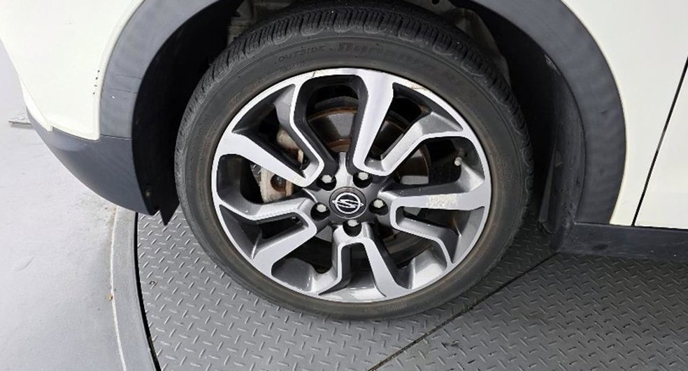 KG모빌리티(쌍용)  티볼리 가솔린 2WD 1.6 LX 사진 5