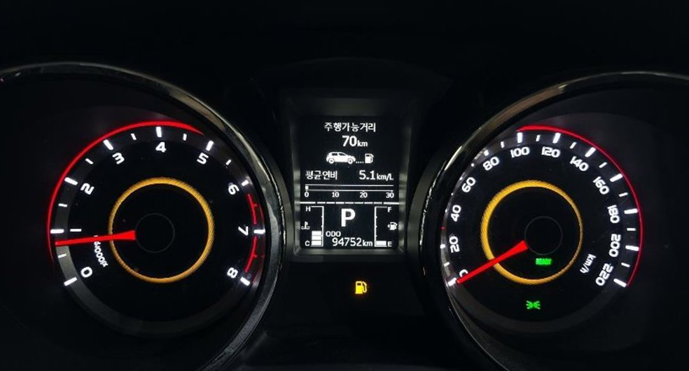 KG모빌리티(쌍용)  티볼리 가솔린 2WD 1.6 LX 사진 8