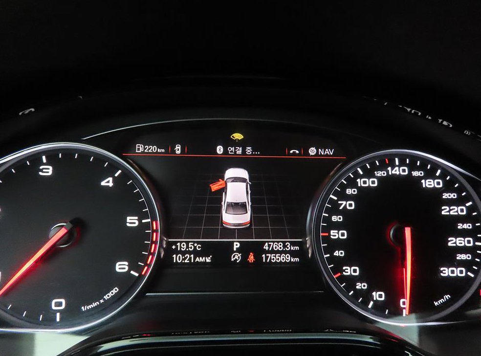 아우디 A8 50 TDI 콰트로 LWB 사진 10