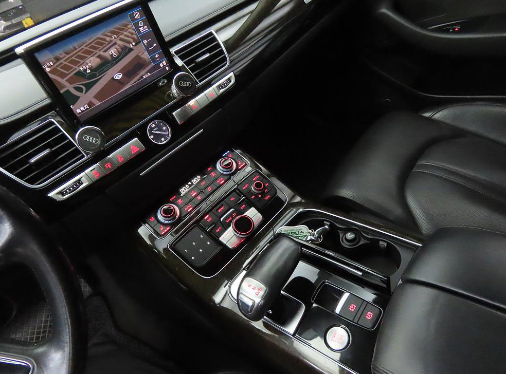 아우디 A8 50 TDI 콰트로 LWB 사진 9
