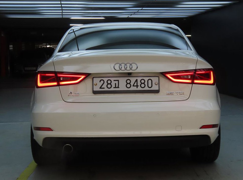 아우디 A3 25 TDI 다이나믹 사진 3