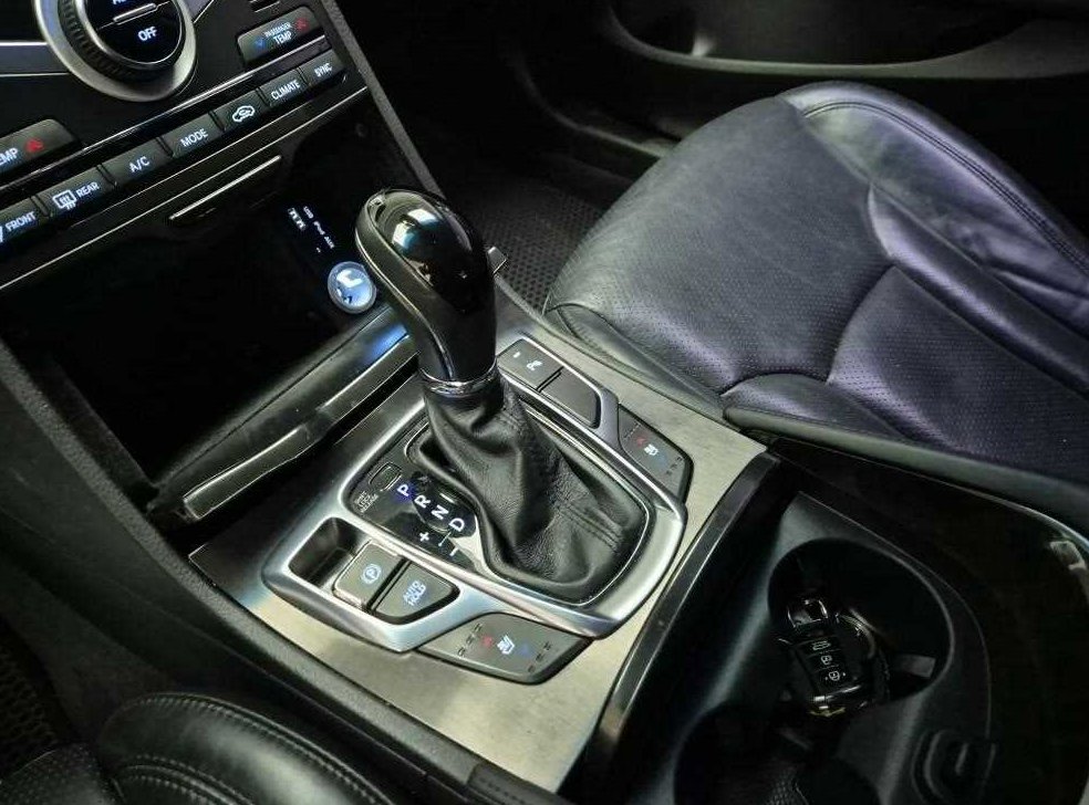 현대 그랜저 HG220 PREMIUM 사진 8
