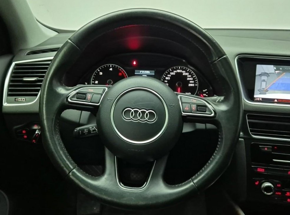 아우디 Q5 45 TDI 콰트로 사진 9