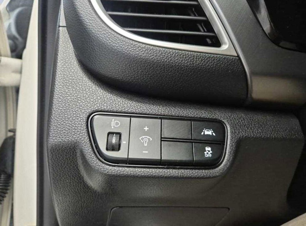 기아 셀토스 가솔린 1.6 터보 2WD 사진 17