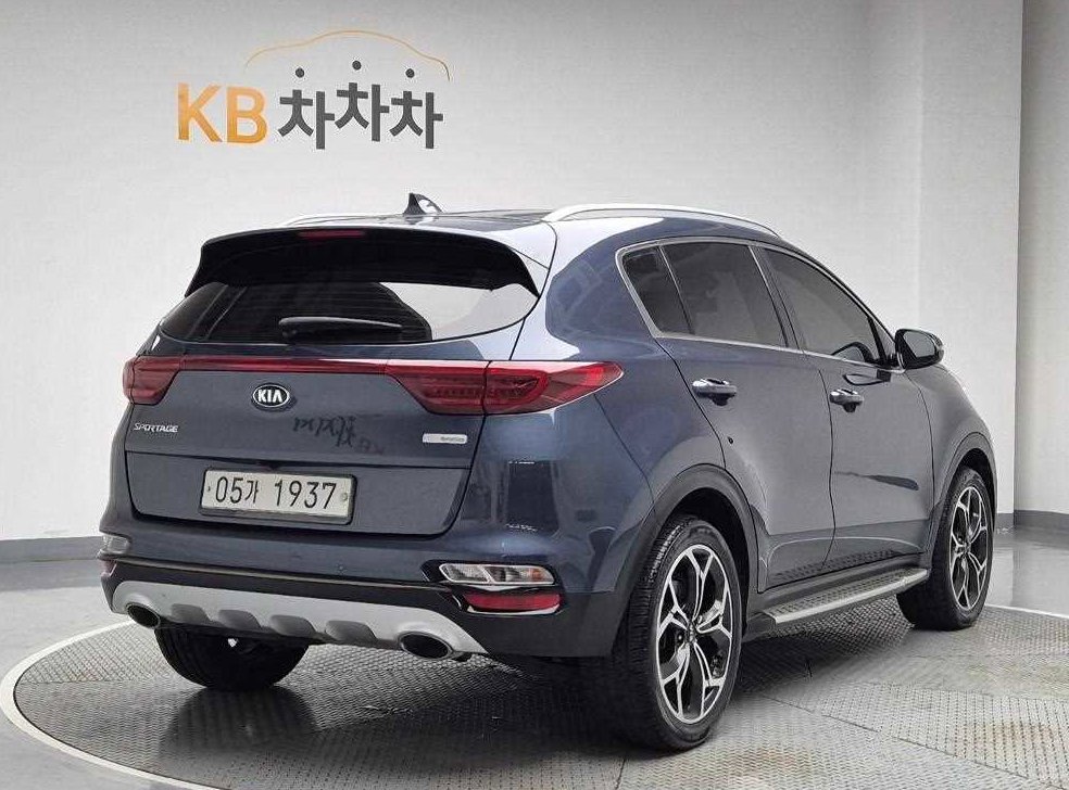 기아 스포티지 1.6 디젤 2WD 사진 3