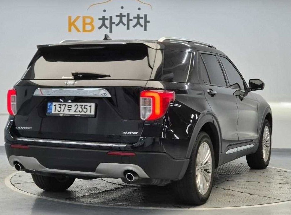 포드 익스플로러 2.3 AWD 리미티드 사진 3