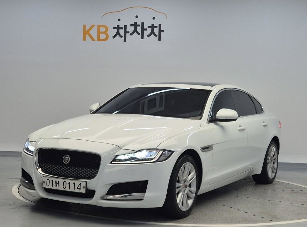 재규어 XF 2.0D 포트폴리오