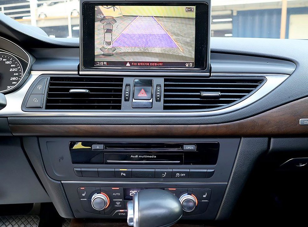 아우디 A7 3.0 TFSI 콰트로 엔트리 사진 8