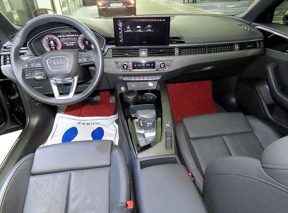 아우디 A4 40 TFSI 프리미엄 사진 10