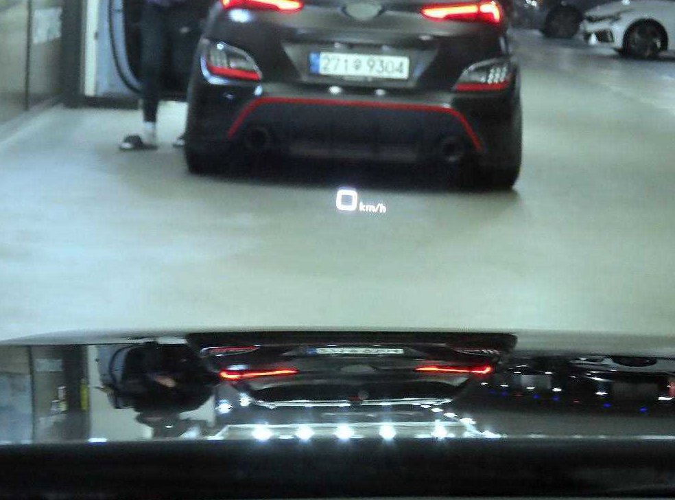 아우디 A4 40 TFSI 프리미엄 사진 13