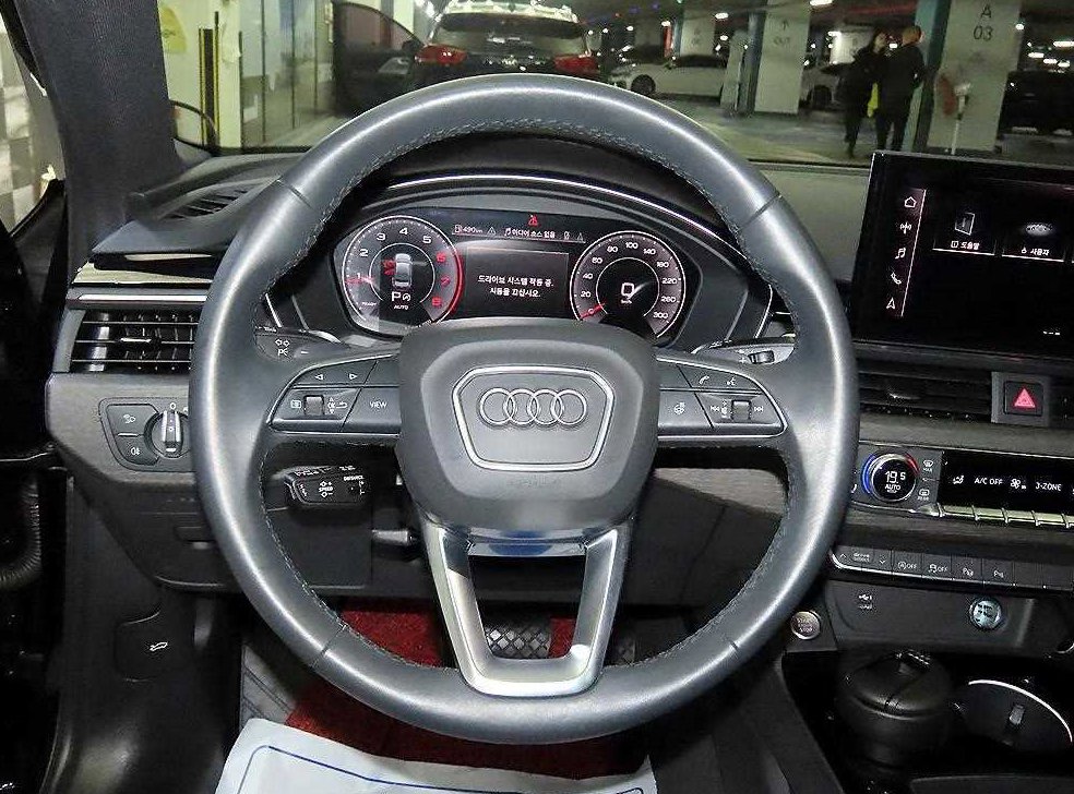 아우디 A4 40 TFSI 프리미엄 사진 8