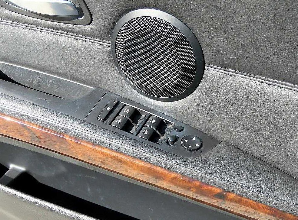 BMW 3시리즈 320i 세단 사진 11