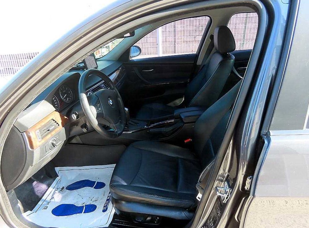 BMW 3시리즈 320i 세단 사진 5