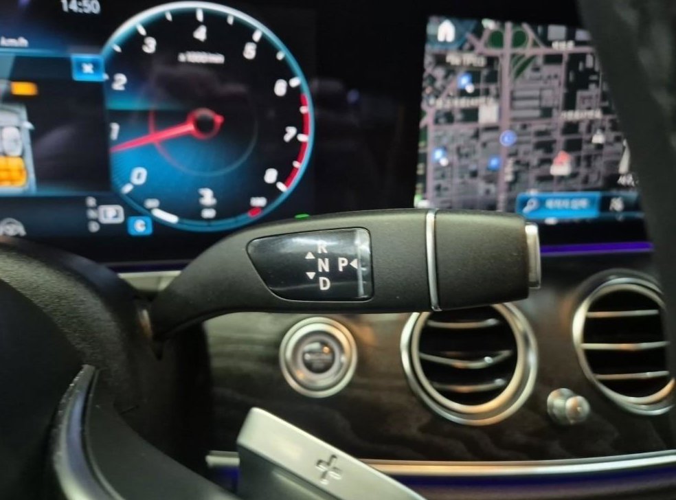 벤츠 E 클래스 E250 아방가르드 사진 9