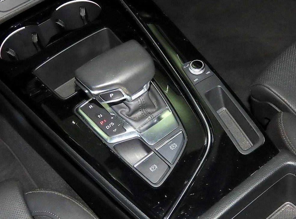 아우디 A4 35 TDI 프리미엄 사진 12