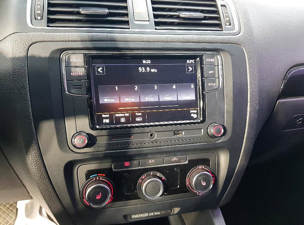 폭스바겐 제타 1.6 TDI 블루모션 사진 11
