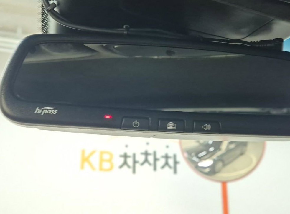 KG모빌리티(쌍용)  체어맨 가솔린 4WD CW600 4TRONIC 사진 16