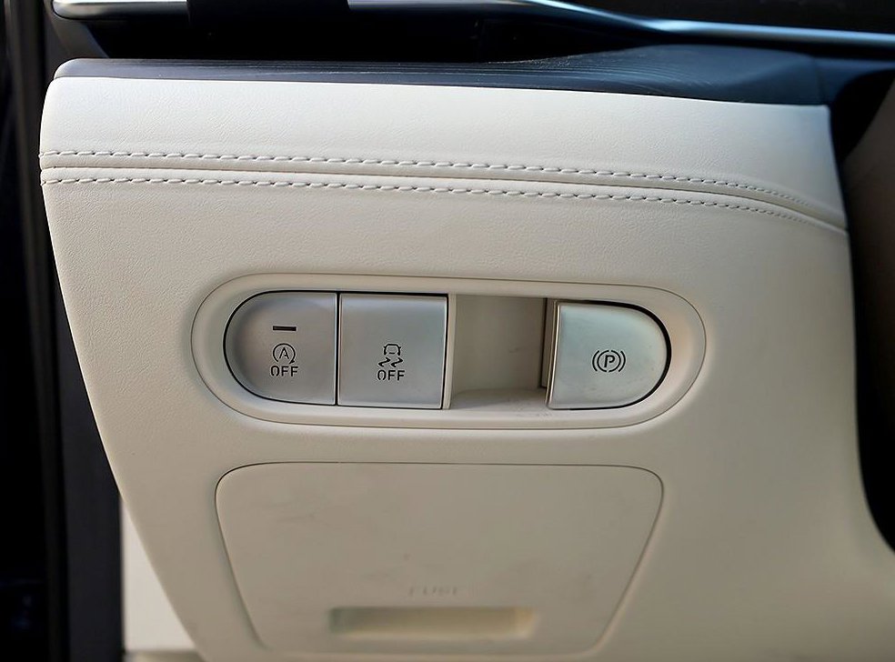 제네시스 G90 3.5T GDI AWD 사진 10