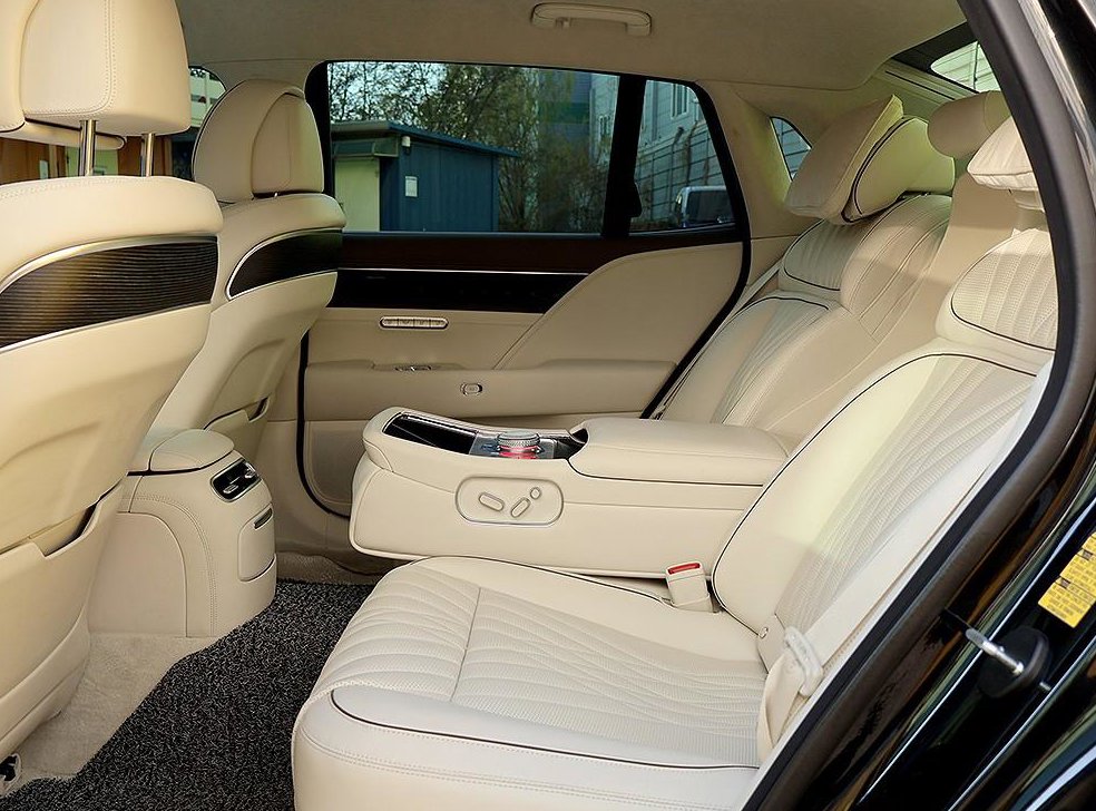 제네시스 G90 3.5T GDI AWD 사진 11