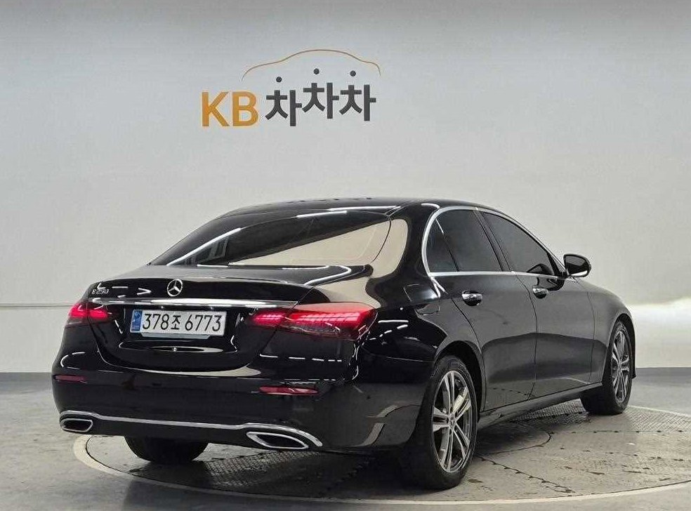 벤츠 E 클래스 E250 아방가르드 사진 3
