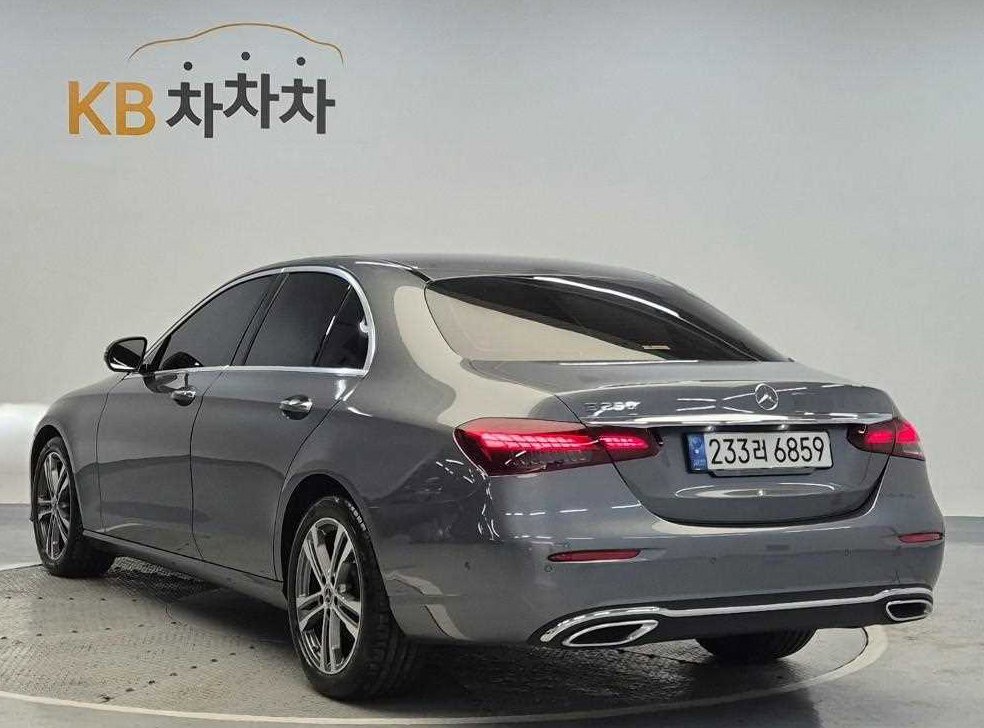 벤츠 E 클래스 E250 아방가르드 사진 2