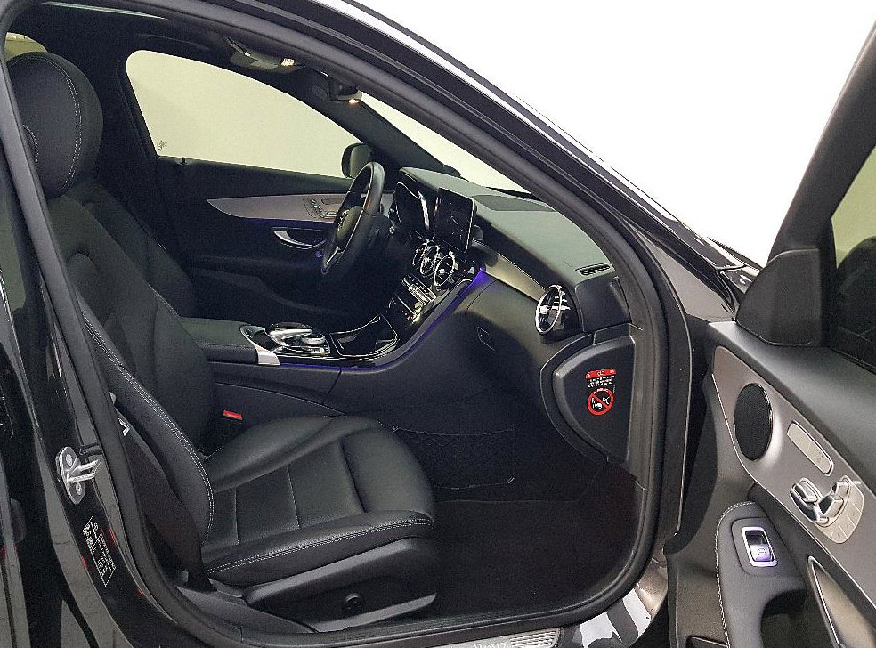 벤츠 C 클래스 C220 d 4MATIC 사진 12