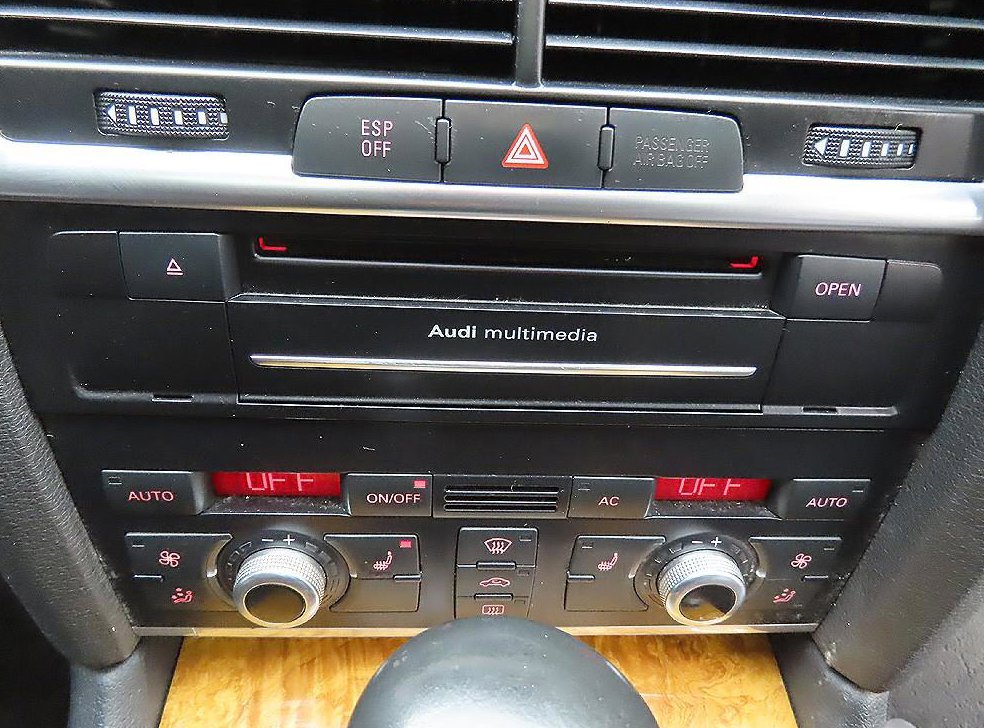 아우디 Q7 3.0 TDI 콰트로 사진 15