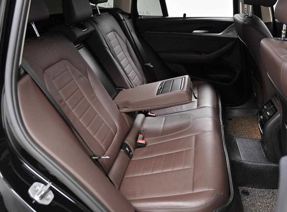 BMW X3 xDrive 20i 럭셔리 사진 12