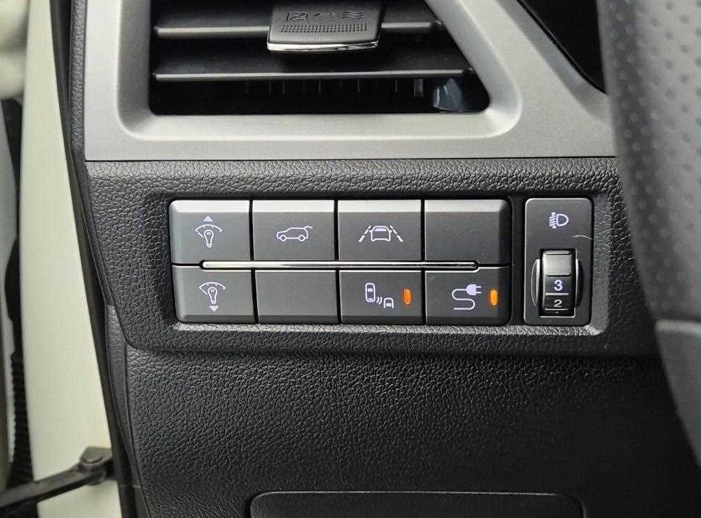 KG모빌리티(쌍용)  코란도 2WD 가솔린 1.5 C5 플러스 사진 17