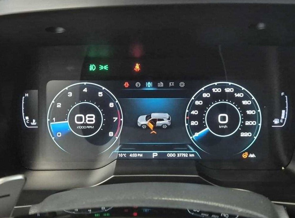 KG모빌리티(쌍용)  코란도 2WD 가솔린 1.5 C5 플러스 사진 6