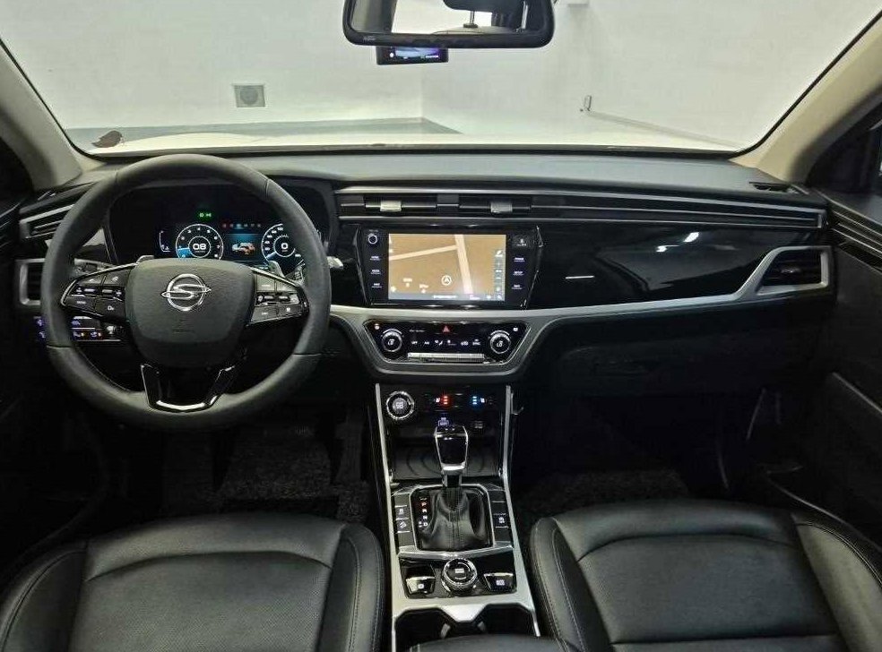 KG모빌리티(쌍용)  코란도 2WD 가솔린 1.5 C5 플러스 사진 7