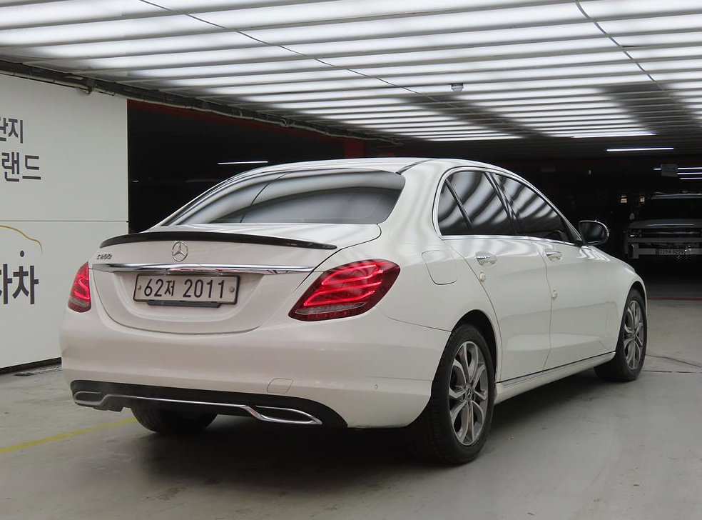 벤츠 C 클래스 C200 아방가르드 사진 6
