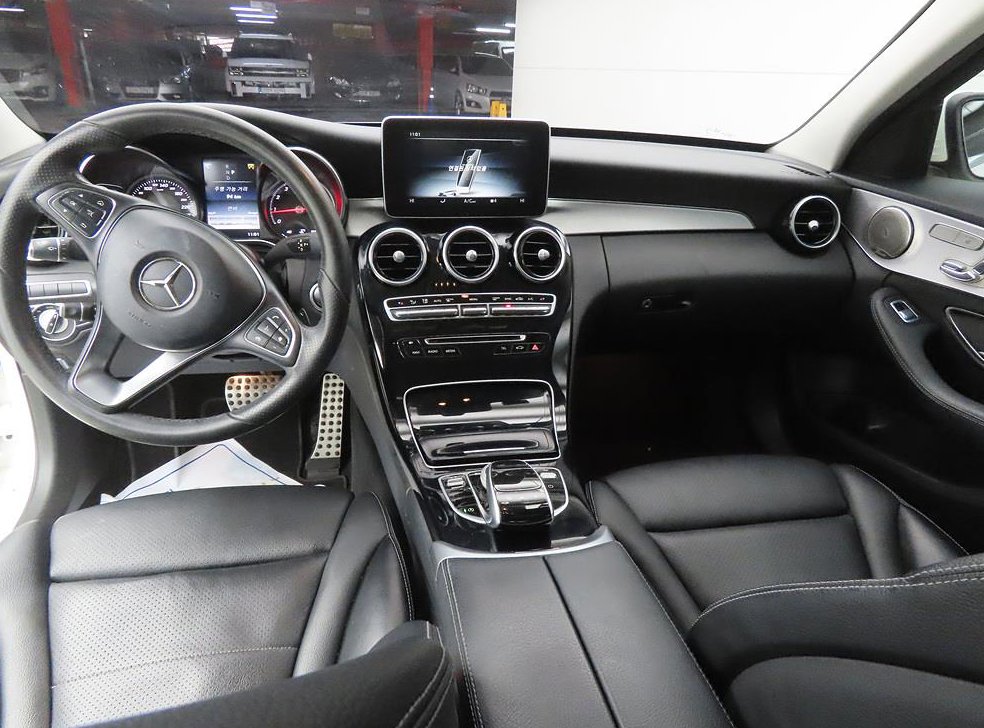 벤츠 C 클래스 C200 아방가르드 사진 7